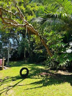Casa Espaçosa com Piscina, Churrasqueira e Área verde em Sambaqui ao Lado da Praia - Floripa - Florianópolis - 6