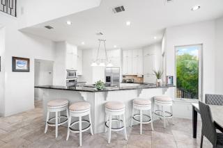 Poolside Retreat - Fire Pit Hot Tub & Sleeps 14 - 1