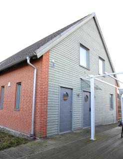 5-Bed-Rooms House with Jacuzzi, Free Parking, and 2 Toilets-Bath in Malmö - Malmö - 4