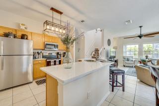 7 Mi to Disney Kissimmee Poolside Paradise! - 8