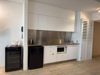 Oasis Rooftop Spa Apartment - 2