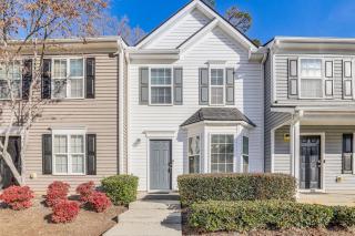 8 Mi to Downtown Atlanta Townhome! - 8