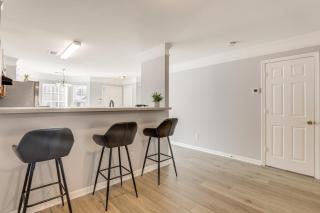 8 Mi to Downtown Atlanta Townhome! - 5