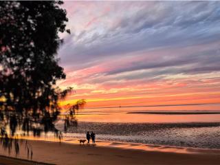 Beachfront Bliss Hervey Bay - Scarness - 4