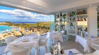 Luxury Apartment with Free Alcazaba Lagoon Access - Estepona - 4