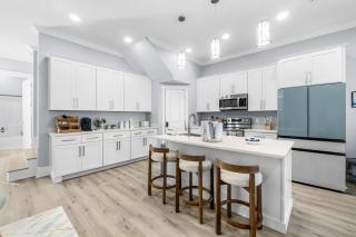 Blue Villa on the Emerald Coast New 4BR and 4Bath - 1