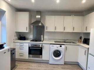 2 bedroom house in Glebe farm - 2