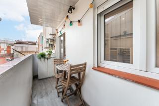 Feel Welcome Barcelona Smart flat - Cornellà de Llobregat - 3