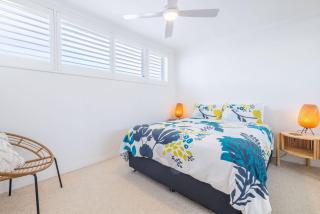 Casuarina's 6, 33 Soldiers Point Rd - stunning waterfront unit - Soldiers Point - 8