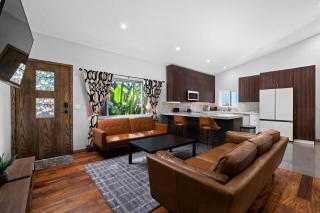 Newly Constructed House in La Mesa - La Mesa - 0