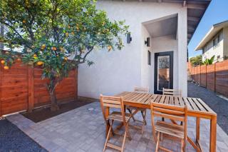 Newly Constructed House in La Mesa - La Mesa - 8