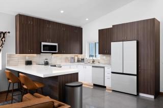 Newly Constructed House in La Mesa - La Mesa - 2