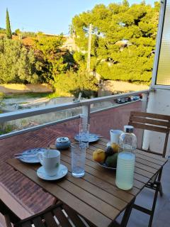 Deux beaux studios, rue piétonne, bord de mer, CLIM - Bandol - 3