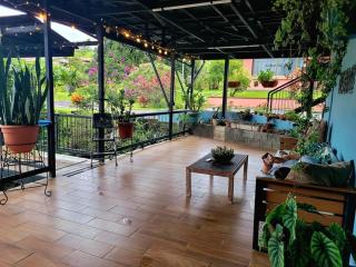 Azulita Oasis, Family-Sized Loft With Pool & Large Outdoor Areas - Aguas Zarcas - 4