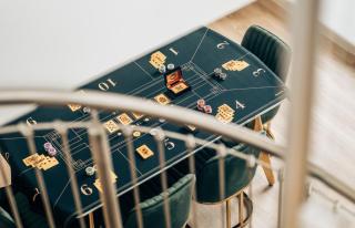 ORION SHORT STAYS has many properties to choose from, We can accommodate LARGE groups, You will need to ask us by going to ORION SHORT STAYS, for Custom Quotes we will need to speak to you - JUST ASK - ONLY 5 Mins to STANNERGATE Ports - 9