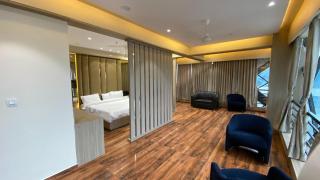 Hotel Royal Bistro - Mehsāna - 7
