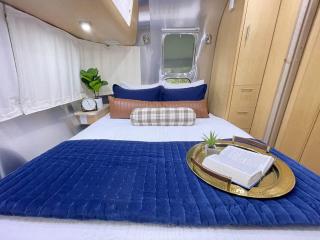 Limited Edition Airstream Midway Downtown & Beach - Savannah - 4