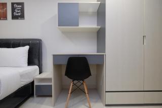 Spacious Minimalist Style 1BR Apartment The Mansion Kemayoran By Travelio - 5