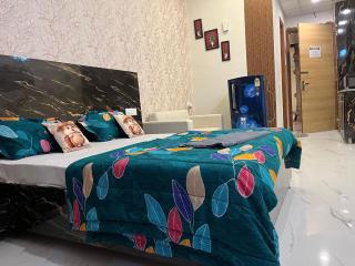 Golden palace studio - 7