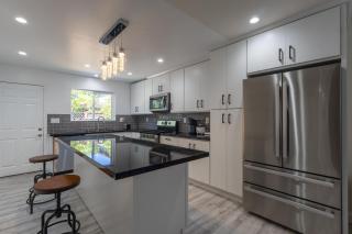 Palo Alto Master with private bathroom ,queen bed near Stanford - East Palo Alto - 7