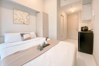 Good Deal and Restful Studio at Apartment Tokyo Riverside PIK 2 By Travelio - 8