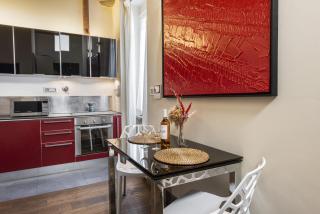 Cosy Suites in Glamorous Santo Spirito PLUS - 9