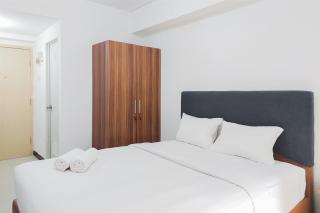Good and Warm Studio at 19 Avenue Apartment By Travelio - 8