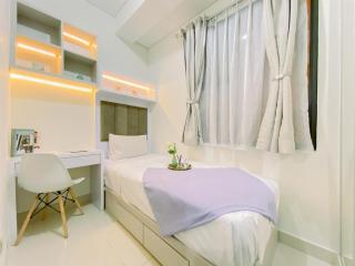 Good Place and Homey 2BR at Transpark Cibubur Apartment near Mall By Travelio - 6