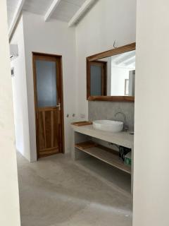 Palm Beach Kamburugamuwa - 6