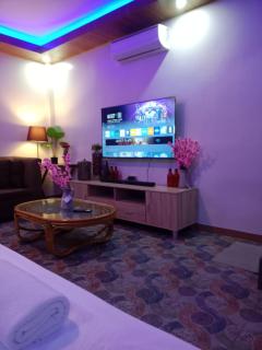 Mom's Shie Restaurant and Apartelle - Caba - 9