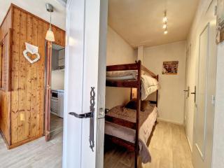 La Clusaz : Appartement 6 pers, animaux admis, parking, balcon - FR-1-818-53 - 5