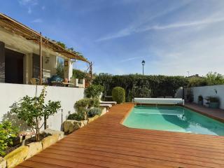 Maison Méditerranéenne avec Piscine Proche Village - FR-1-599-117 - Fontvieille - 7