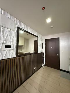 Luxurious Studio Unit in Salcedo - Manila - 2