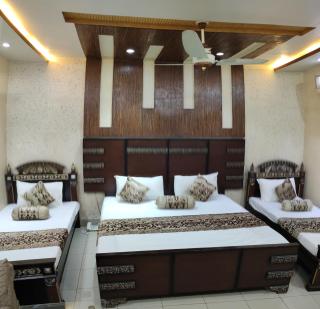Grand Family Hotel - Lahore - 8