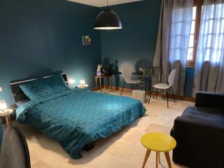 Chambre dans anciennes écuries - Séreilhac - 0