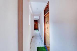 Hotel O Ratiram - Kalkaji Devi - 5