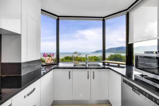 Belle Escapes 73 Rydges Plaza Esplanade with Ocean & City Views - Cairns North - 6