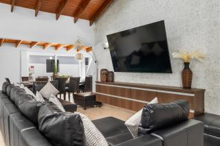 NEW Tropical Indulgence Sotto del Sol 7BR by Bocobay - Palm-Eagle Beach - 9