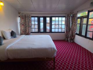 Hotel Garden - Srinagar - 4