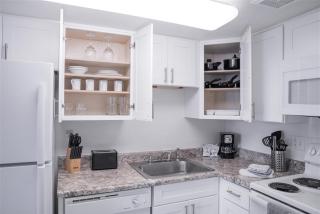 116 Fully Furnished 1BR Suite-Prime Location - Scottsdale - 4