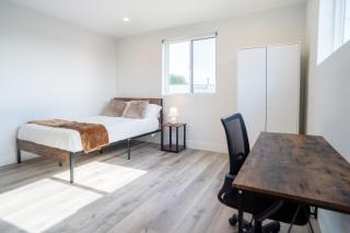 Stylish & Cozy Retreat Near USC & Downtown LA - 8