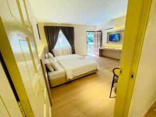 Rompin Beach Resorts - 3