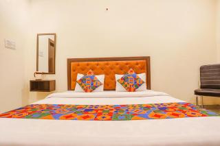 FabHotel Standard Inn - Nr Prayagraj Railway Station - Prayagraj - 2