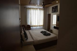 Hotel Sharrytel - Zirakpur - 3