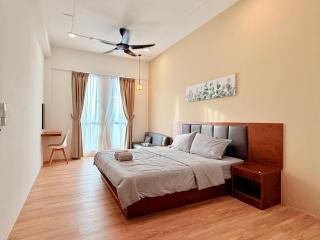 The Cozy Glen 3R2B, 6pax YPM422 - Kuching - 2