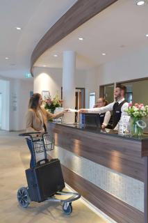 Best Western Queens Hotel Pforzheim-Niefern - Pforzheim - 3