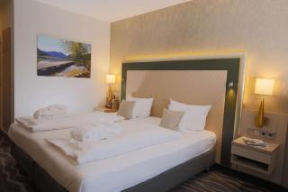 Hotel Bayerischer Hof Miesbach, BW Premier Collection - 1
