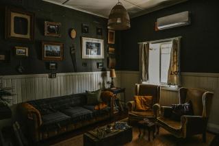 Two Brothers' Cabin - Deeside - 1