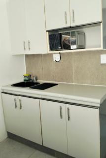 Rest Inn C Guesthouse - 10min from OR Tambo Airport - 2