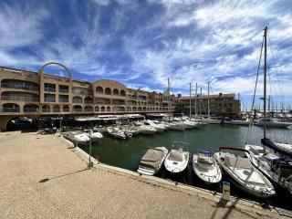 HYEDHI Studio pour 4 personnes avec vue mer sur le port d'Hyères - 5